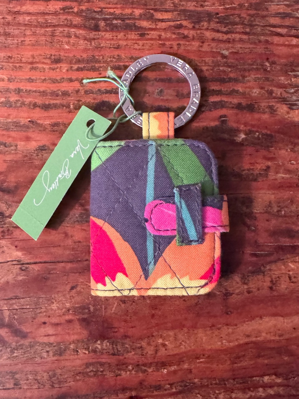 New but Flawed Vera Bradley “Mirror Mirror” Quilted Keychain in “Jazzy Blooms”